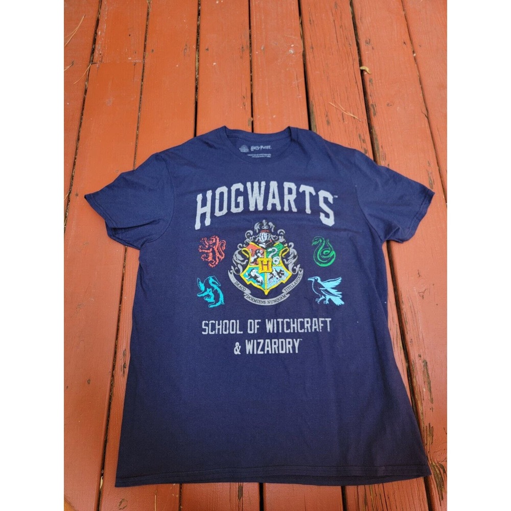 Harry Potter T-shirt Hogwarts School Of Witchcraft & Wizardry Woman's Large Blue